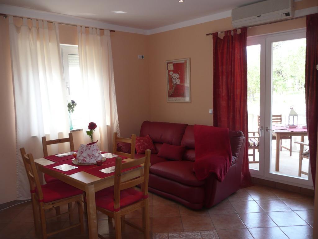Apartments Rafaela Barbat na Rabu Exterior photo